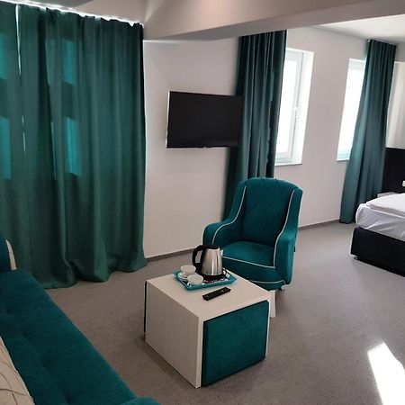 Hotel Sax Gracanica Gracanica  外观 照片