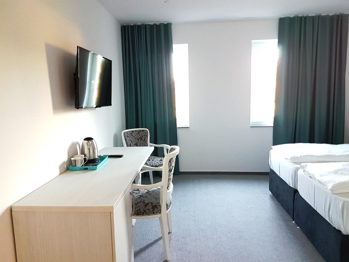 Hotel Sax Gracanica Gracanica  外观 照片