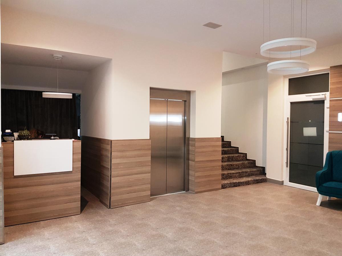 Hotel Sax Gracanica Gracanica  外观 照片